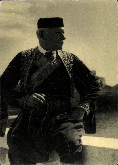 Postcard Crna Gora Montenegro, Narodna Nosnja, Mann in Nationaltracht