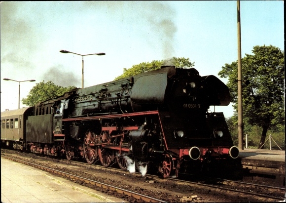Postcard steam locomotive, locomotive BR 01.5, Q1 224, in the Baltic Sea district, Stralsund main station, 1979