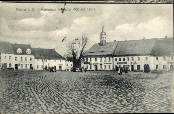 Postcard Elstra in Upper Lusatia, Saxony, market square, 400-year-old linden tree, buildings, people,...