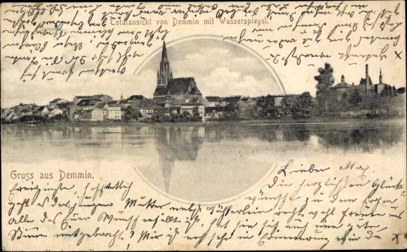 Ak Demmin in Vorpommern, totaaloverzicht van het dorp, kerk