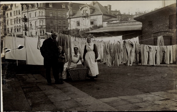 Photo Postcard Gliwice Gleiwitz Silesia, Pastor Schmidt, Ev. Community building, Netherland Red Cross hospital