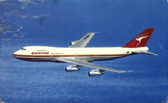 KP australijski samolot pasażerski, Qantas Airways, Boeing 747 B