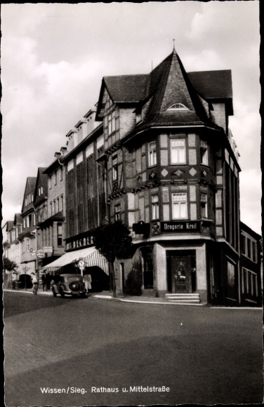 Ak Wissen an der Sieg Westerwald, Rathaus, Mittelstraße, Drogerie