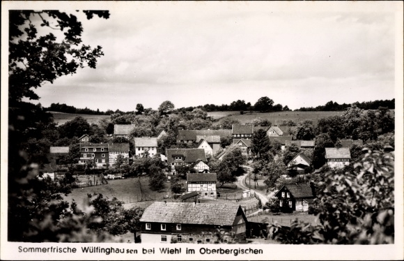 Postcard Wülfinghausen Wiehl in the Oberberg district, general view of the town, residential buildings