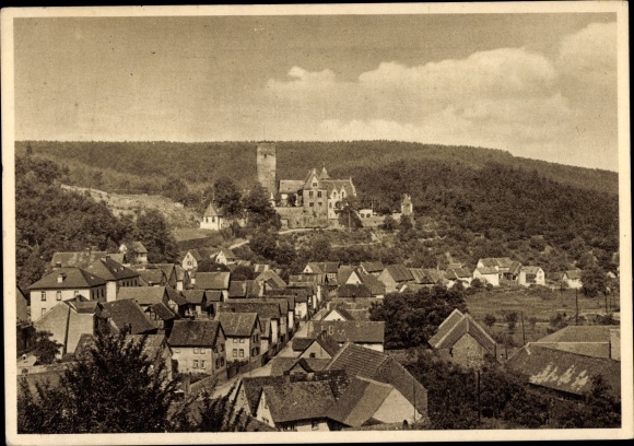PC Usingen im Taunus Hessen, Castle coffee Cransberg, overall view of Cransberg with the castle