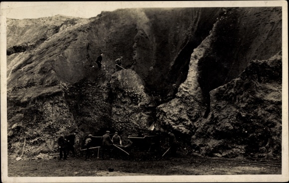 Photo Postcard Landslides have blocked tracks, men remove earth
