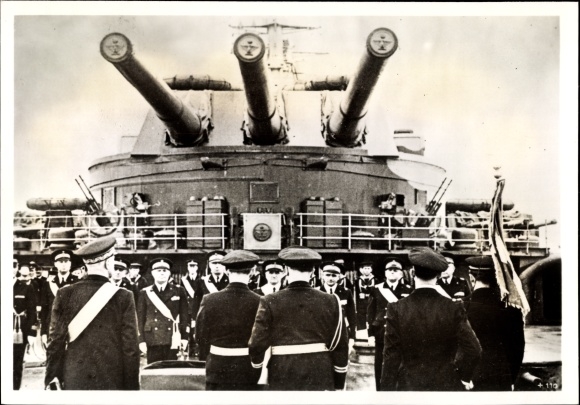 Photo Hoffmann, Award for Italian Naval Officers, April 1942, Italian warship