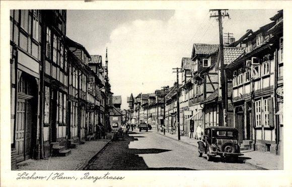Postcard Lüchow in Wendland, street view, half-timbered houses, old cars