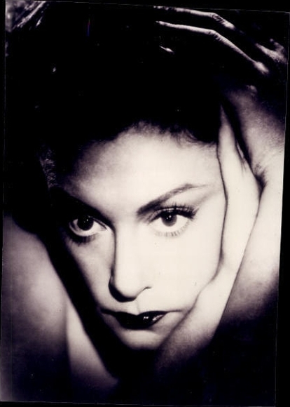 99 press photos Zarah Leander, portraits and film scenes