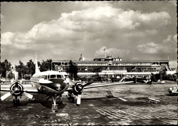 PC Hamburg North Fuhlsbüttel, airport, plane