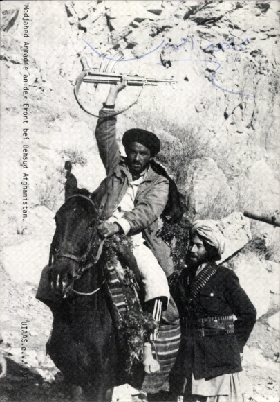 Ak Behsud Afghanistan, Revolution, Modjahed Ahmadie an der Front