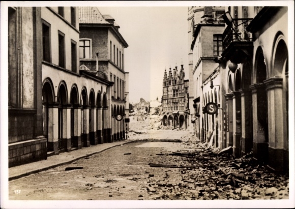 Photo Destroyed road in northern France, June 1940