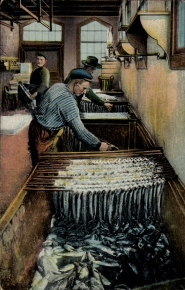 Postcard Fisherman, fishing, work in the factory