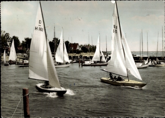 Ak Ostseebad Strande in Sleeswijk-Holstein, vertrek voor de regatta