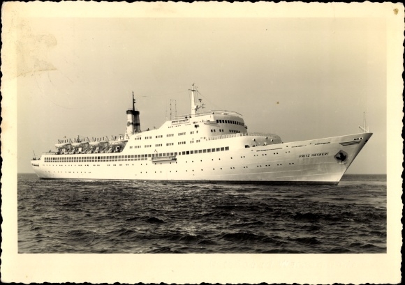Postcard FDGB vacation ship TMS Fritz Heckert at sea