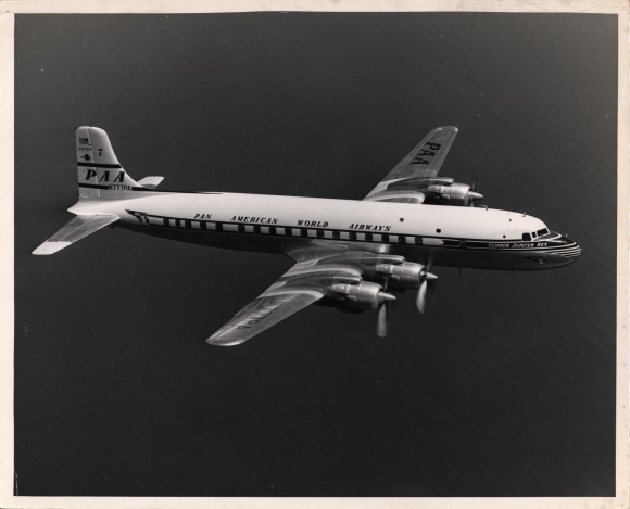 Photo passenger plane, Douglas Aircraft DC7, Pan American World Airways