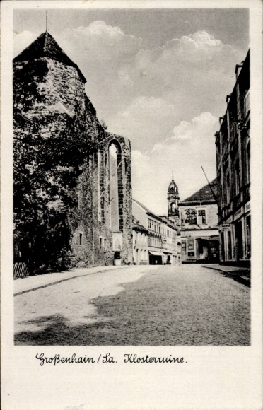 Ak Großenhain Saksen, stadsgezicht met kloosterruïnes, wolken, historische architectuur