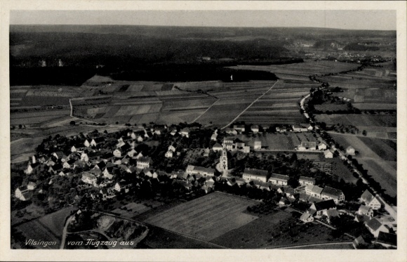 Ak Vilsingen Inzigkofen Baden Württemberg, Luftaufnahme von  Landschaft, Häuser, Felder