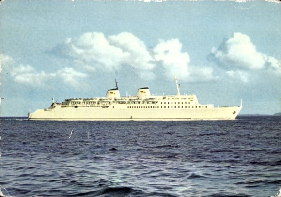 Ak Sassnitz auf Rügen, Jasmund, Kieler Bach, DDR-Großfähre  eine Woche unseres Urlaubs ist sch...