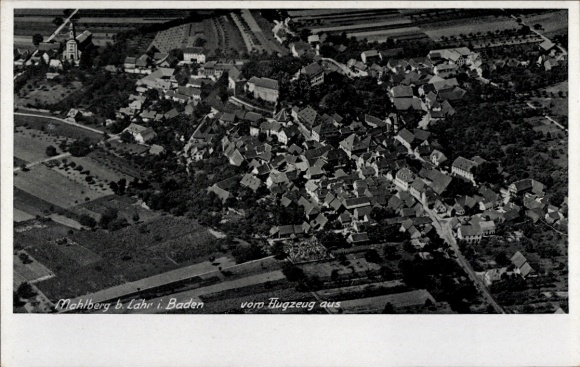 Ak Mahlberg im Ortenaukreis, Luftaufnahme von Mahlberg, Häuser, Landschaft, 1940
