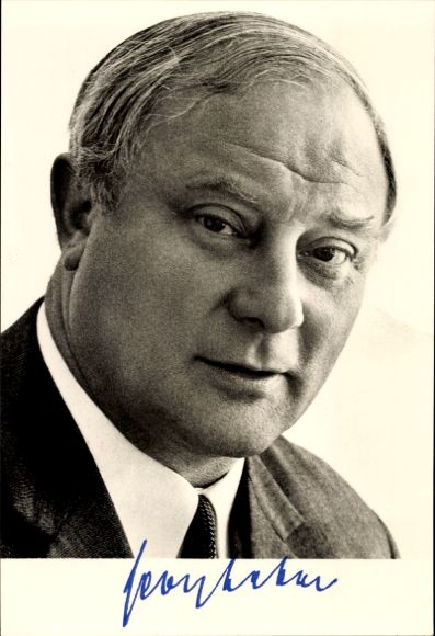 Postcard politician Georg Leber, Federal Minister of Transport, SPD, autograph