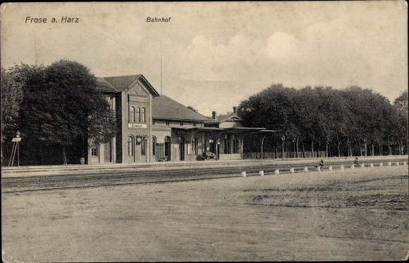Ak Frose Seeland Harz, sectie bij het station, spoorzijde