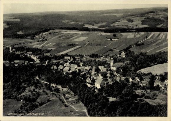 Ak Alfdorf in Württemberg, Luftaufnahme von  landschaftliche Umgebung, Gebäudestruktur