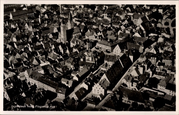 KP Ingolstadt nad Dunajem Górna Bawaria, lotnicze zdjęcie architektury, widok z samolotu, czarno-biały