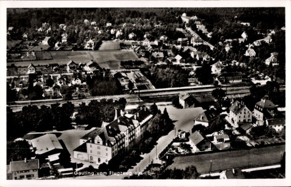 Postcard Gauting in Upper Bavaria, aerial view of many residential buildings, trees, streets