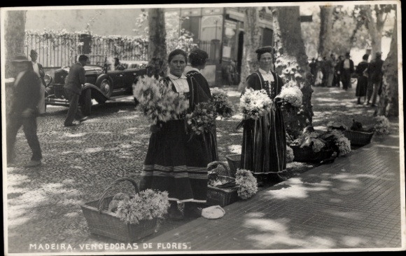 Photo Postcard Madeira Island Portugal, Vendedoras de Flores