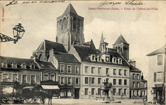 Ak Saint Pierre sur Dives Calvados, Place de l’Hotel de Ville
