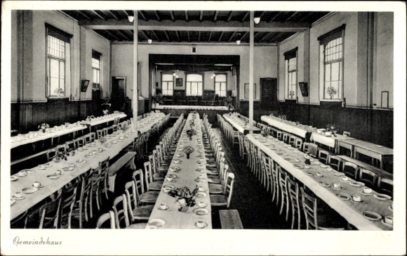 Ak Oldendorf an der Luhe, gemeenschapscentrum, lange tafels, stoelen, feestdecoratie