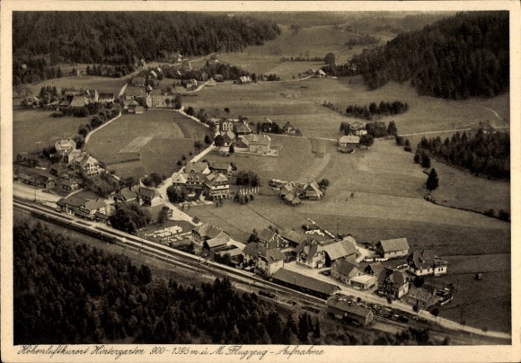 Ak Hinterzarten im Schwarzwald, Luftbild von  ländliche Umgebung, Höhenluftkurort, 900-1395 M.