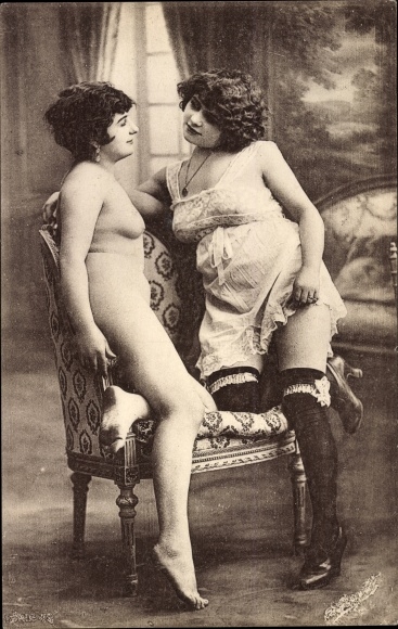 Postcard Naked woman and woman in underwear, breasts