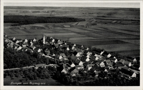 Postcard Ersingen Kämpfelbach in Baden, aerial view of numerous roofs, fields in the background
