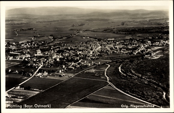 Postcard Plattling im Gäuboden Niederbayern, aerial photograph of the village