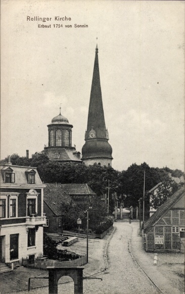 Ak Rellingen in Holstein, uitzicht over een straat naar de kerk