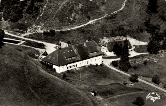 Ak Untermünstertal Münstertal Baden Württemberg, Dekan Strohmeyer Haus, Fliegeraufnahme