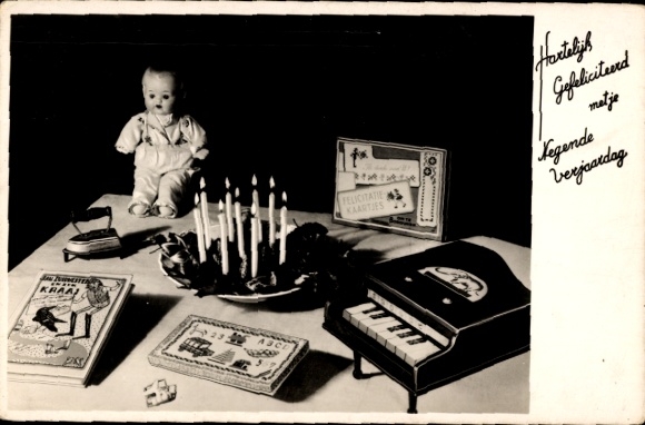 Ak Glückwunsch zum Geburtstag, Gabentisch, Spielzeugklavier, Puppe, Spiele