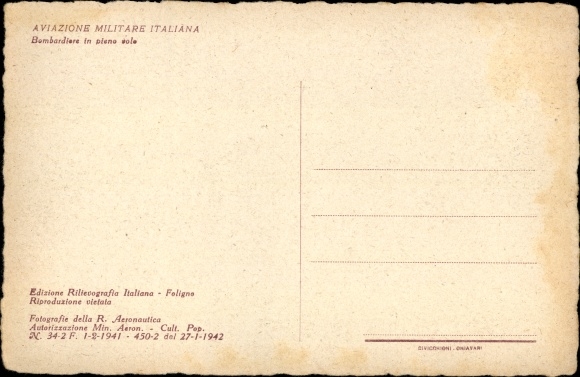 Postcard Italian military aircraft, bomber, detailed view
