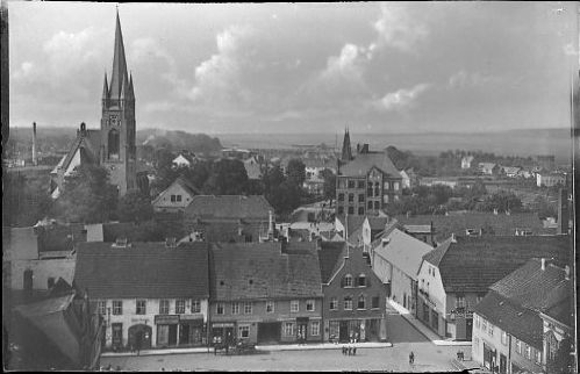 7 Negative Driesen in der Neumark, Richtstraße, Kirche, Park