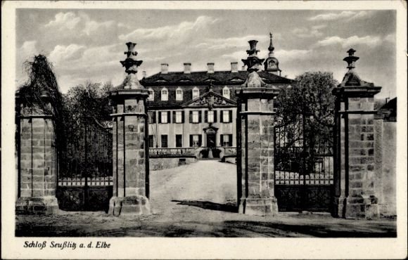 Postcard Diesbar Seußlitz Nünchritz an der Elbe, Castle