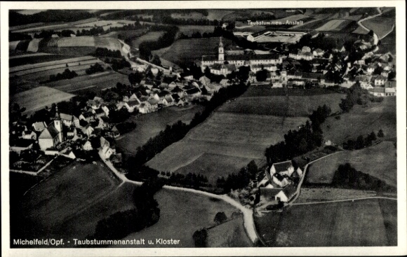 Ak Michelfeld Auerbach in der Oberpfalz Bayern, Fliegeraufnahme, Taubstummenanstalt, Kloster