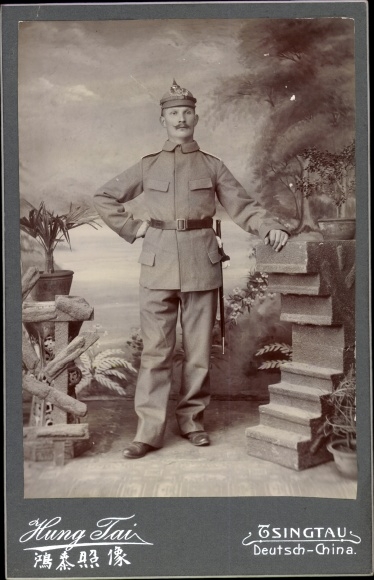 Cabinet photo Tsingtau German China, German soldier B. Machnikowski in uniform, portrait
