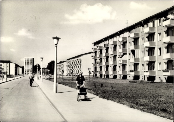 Postcard Cottbus, mother with a stroller in Leipziger Strasse