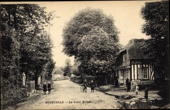 Postcard Beuzeville Eure, La Croix Briere