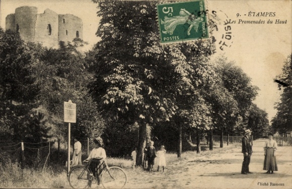 Ak Étampes Essonne, 5, REPUB, FRANCA, POSTES, 9.-ÉTAMPES, Les Promenades du Haut