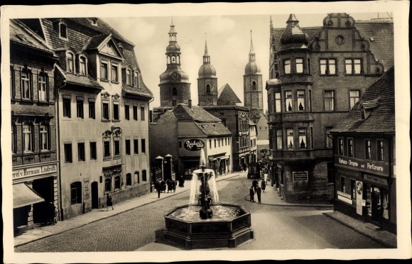 Postcard Lutherstadt Eisleben Saxony Anhalt, Stiftsplatz, G. Hermann Lindrath, E. Funke Rathausdrogerie