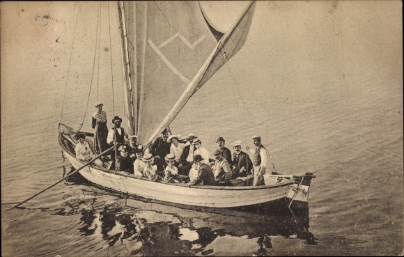 Postcard sailing party, sailing boat, paddle