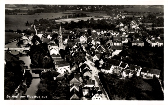 Ak Gaildorf am Kocher Württemberg, Luftaufnahme, Stadtansicht, viele Häuser, Fluss, Landschaft